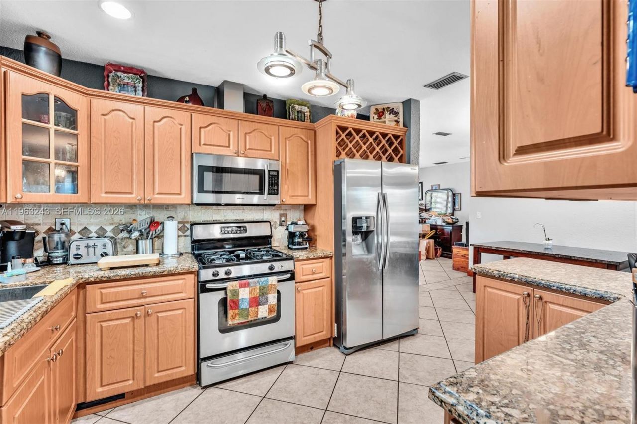 14902 SW 297th Ter, Homestead, FL 33033 Photo