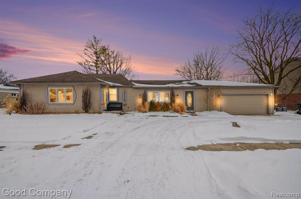 29726 Gloria Street, Saint Clair Shores, MI 48082 Main Photo