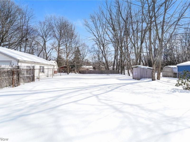 931 Crestline Drive, Akron, OH 44312 Photo 14