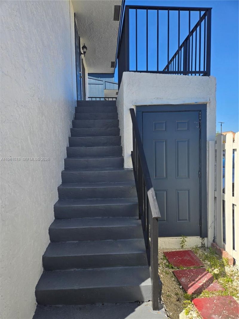 15454 SW 85th Ln, Unit 135, Miami, FL 33193 Photo