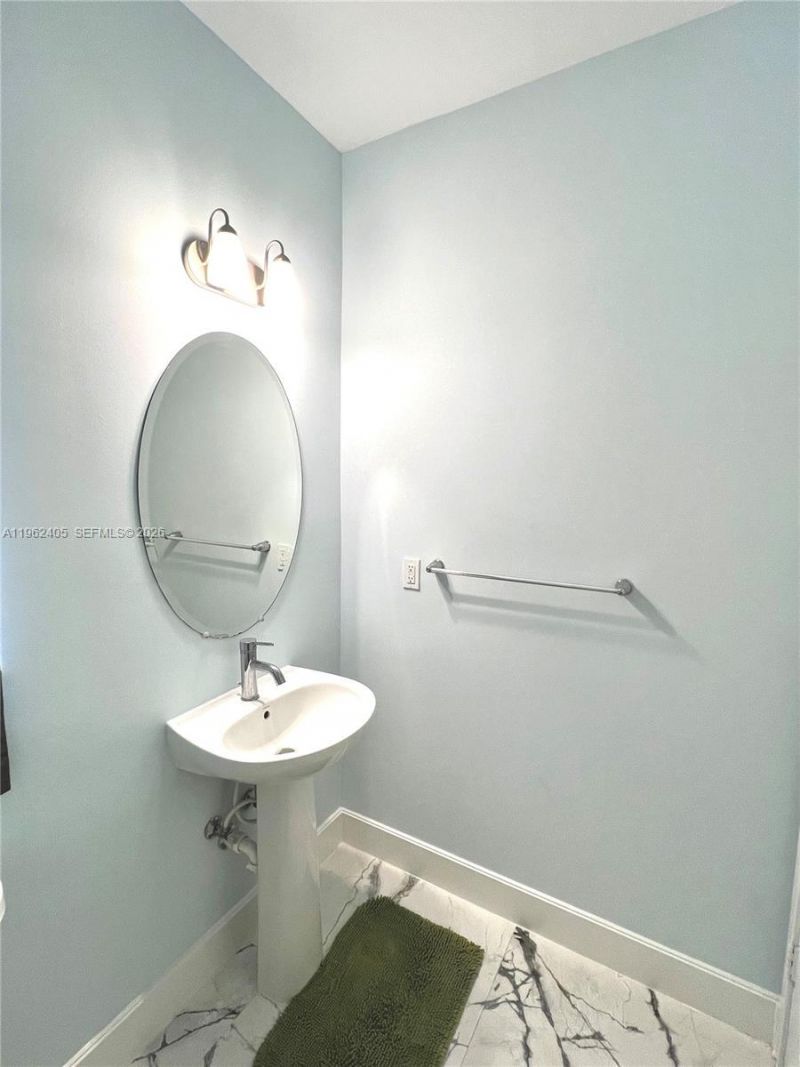 5016 NW 48th Ln, Tamarac, FL 33319 Photo