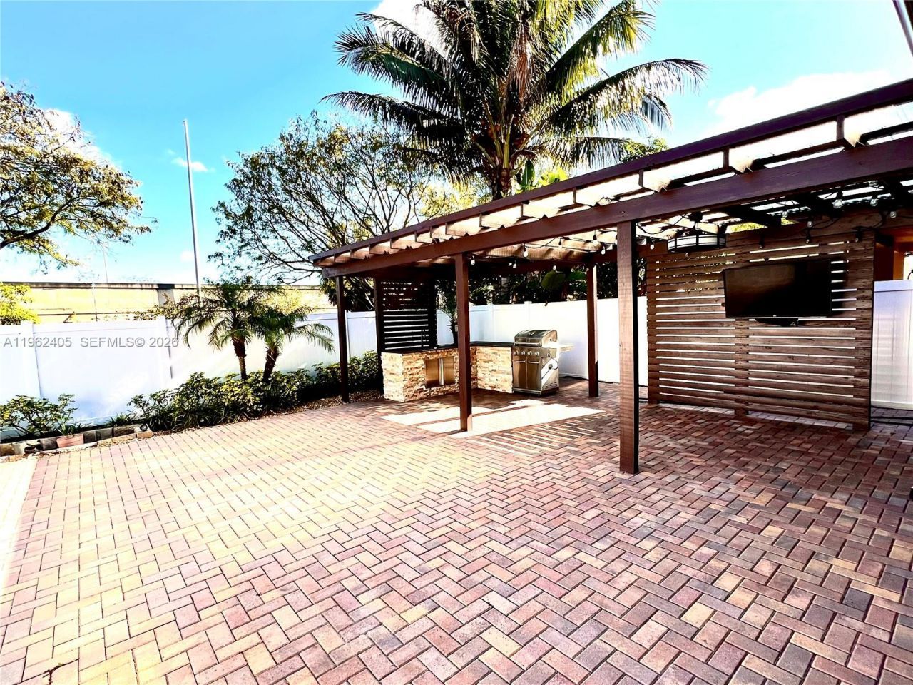 5016 NW 48th Ln, Tamarac, FL 33319 Photo