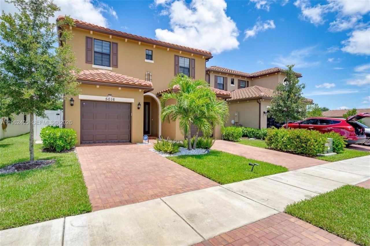 5016 NW 48th Ln, Tamarac, FL 33319 Photo