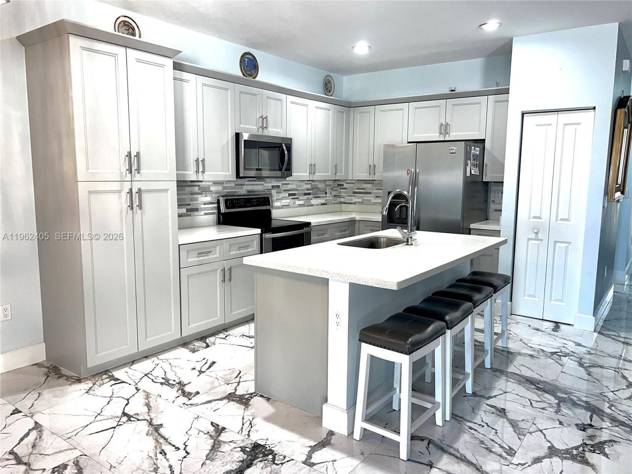 5016 NW 48th Ln, Tamarac, FL 33319 Photo