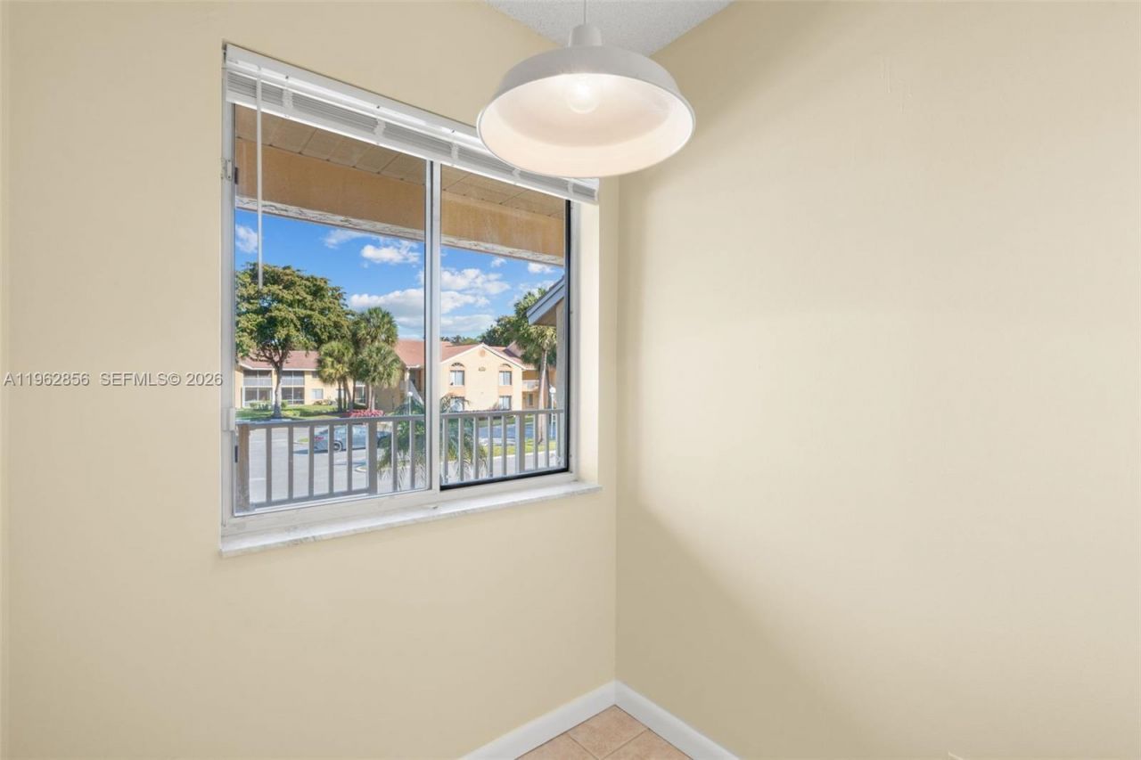 1208 Coral Club Dr , Unit 1208, Coral Springs, FL 33071 Photo