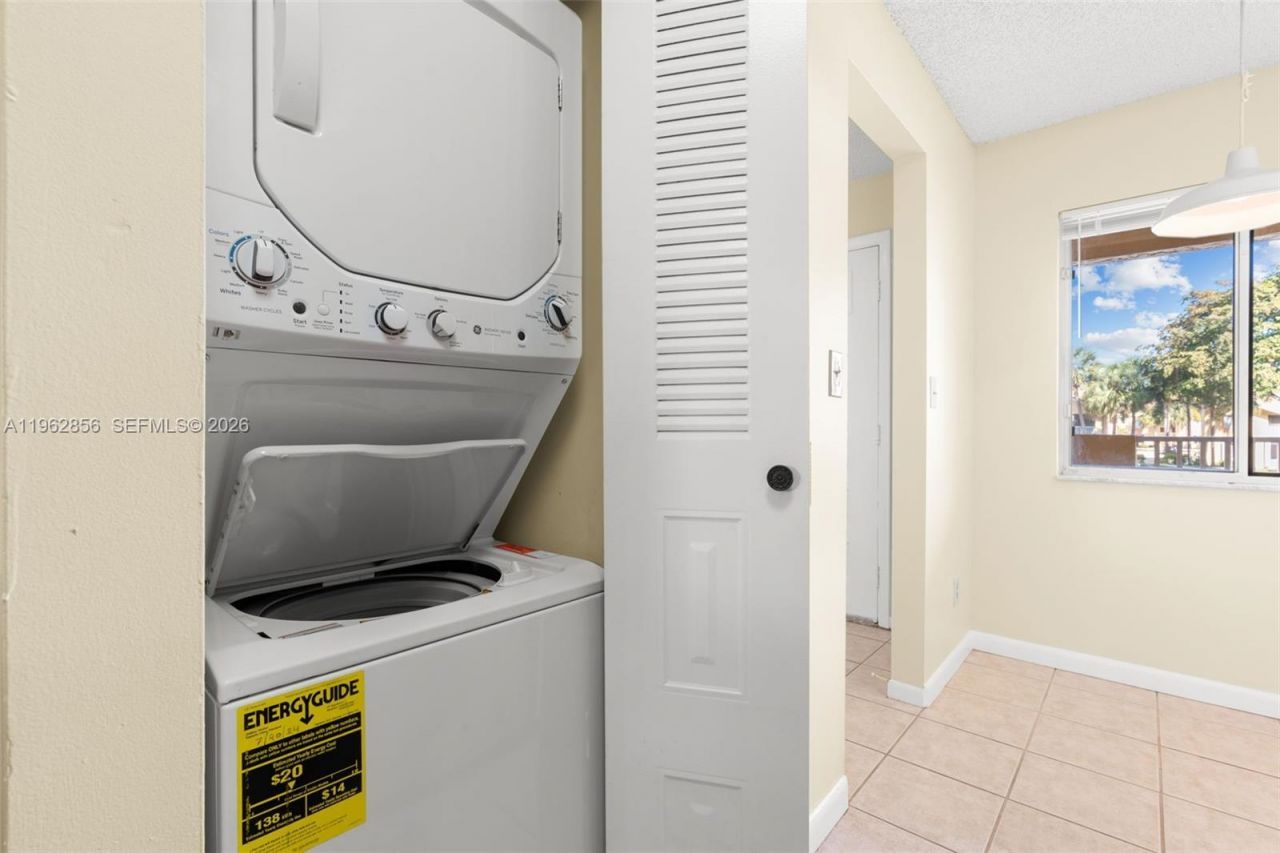 1208 Coral Club Dr , Unit 1208, Coral Springs, FL 33071 Photo