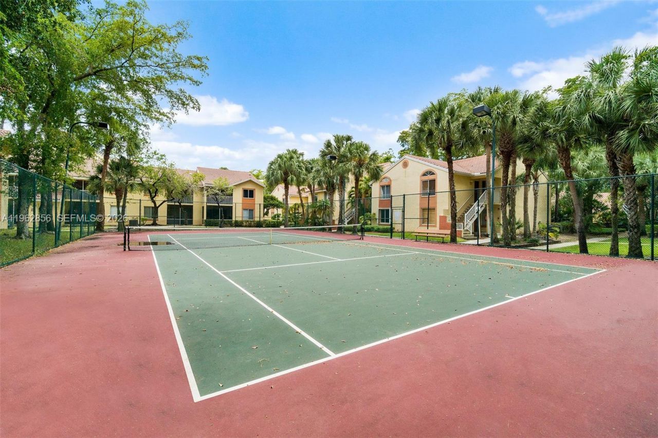 1208 Coral Club Dr , Unit 1208, Coral Springs, FL 33071 Photo