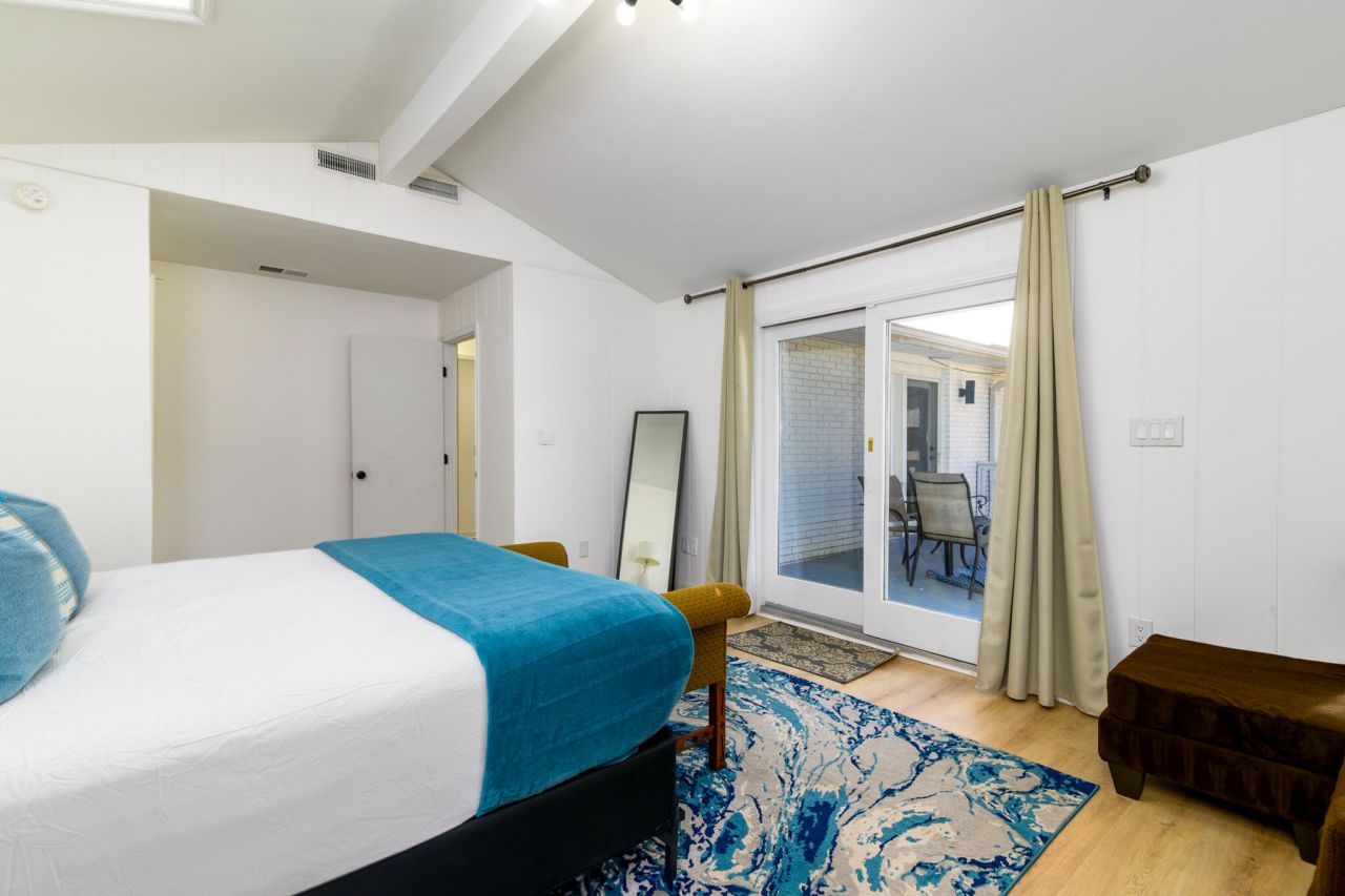 5332 Parkside Drive Photo 12