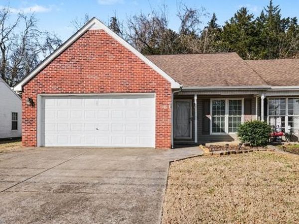 750 Dellwood Dr, Smyrna, TN 37167