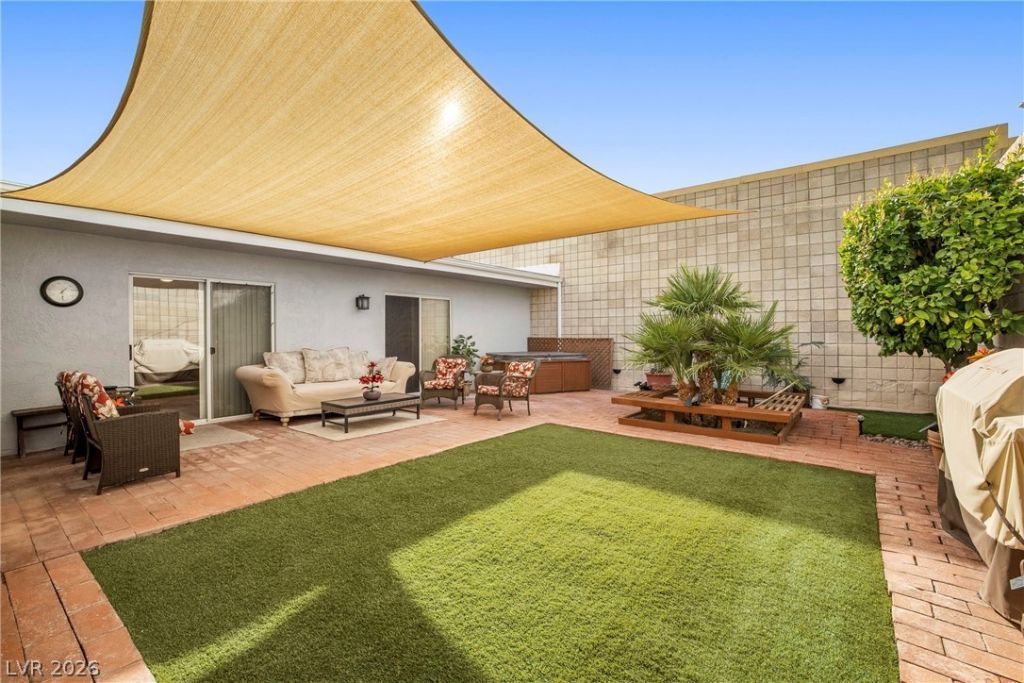 3727 Centennial Circle, Las Vegas, NV 89121 Main Photo