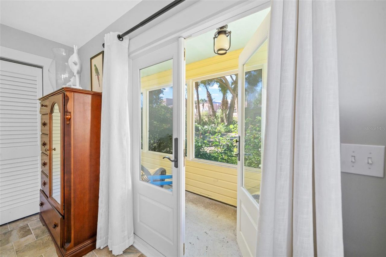 241 N Indian River Drive, Cocoa, FL 32922 Photo