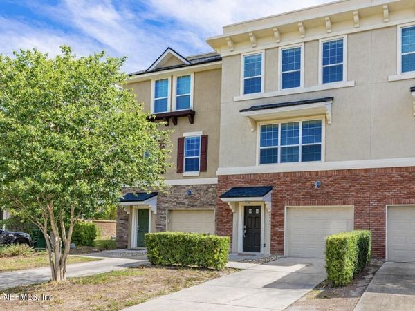 4401 ELLIPSE Drive, Jacksonville, FL 32246