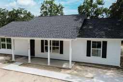 310 Kathy Avenue photo 4