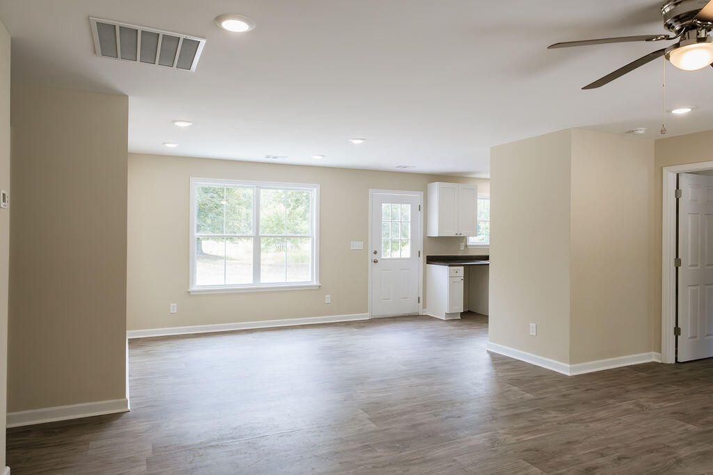 310 Kathy Avenue Photo 24