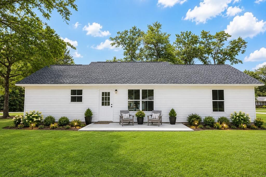 310 Kathy Avenue Photo 6