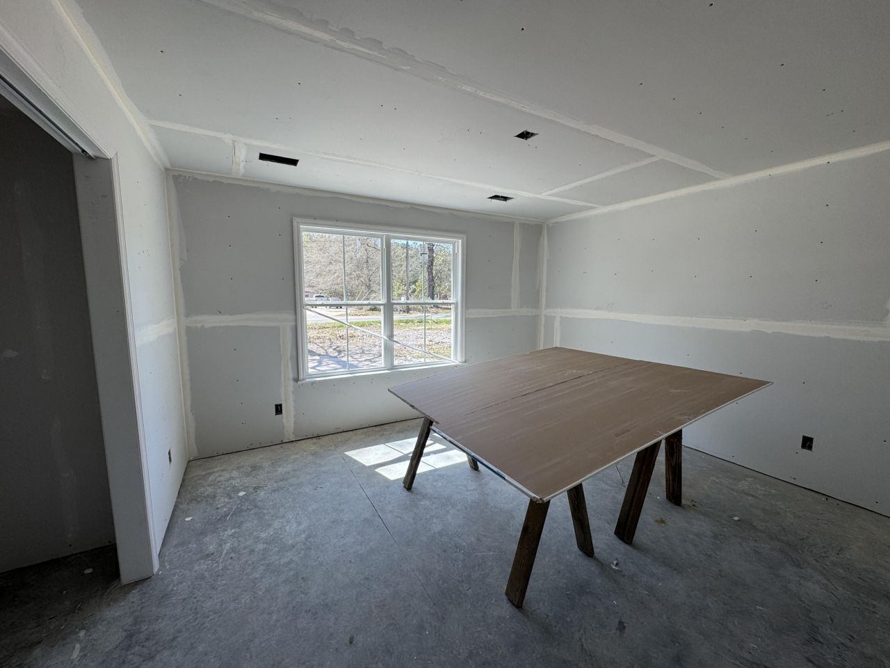 310 Kathy Avenue Photo 9