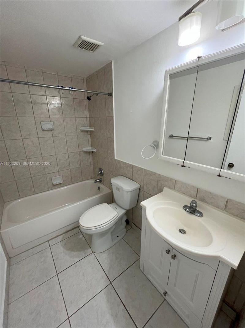 3505 S Ocean Dr, Unit 502, Hollywood, FL 33019 Photo
