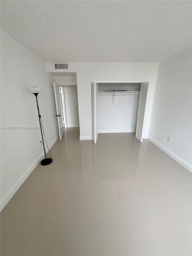 3505 Ocean Dr, Unit 502, Hollywood, FL 33019 Photo