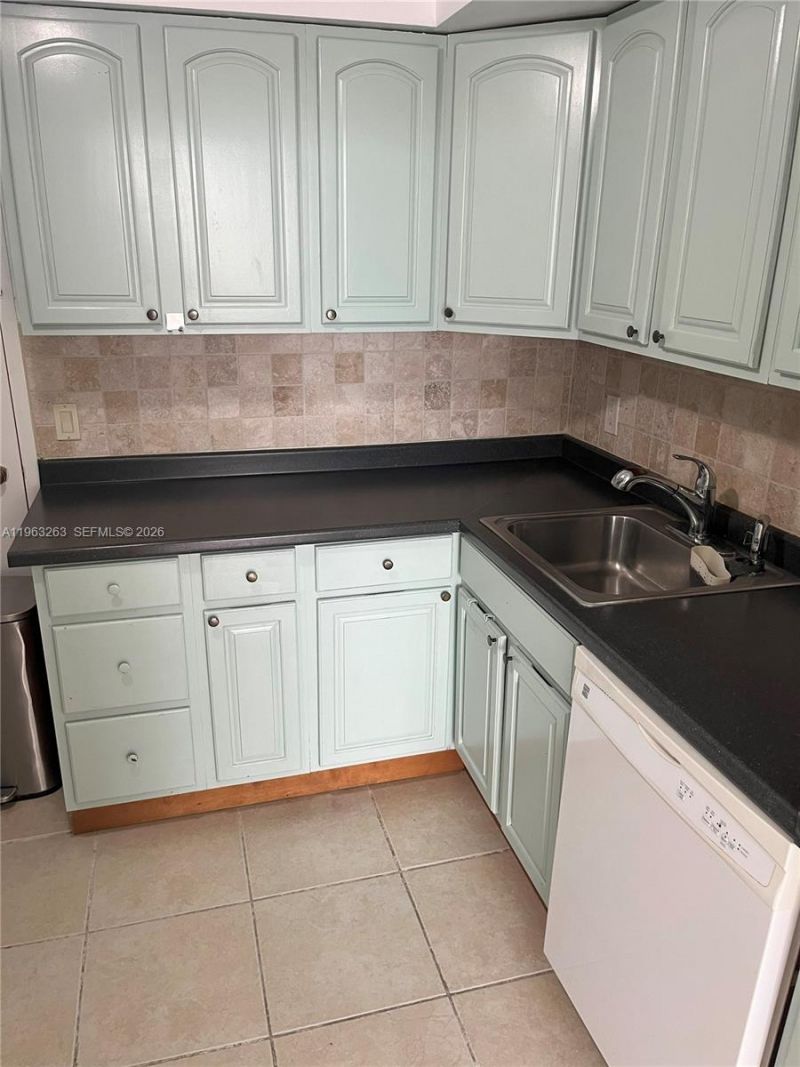 3505 S Ocean Dr, Unit 502, Hollywood, FL 33019 Photo