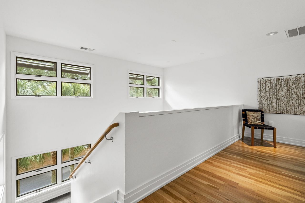 41 Burroughs Hall Photo 36