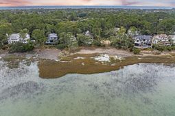 41 Burroughs Hall photo 4