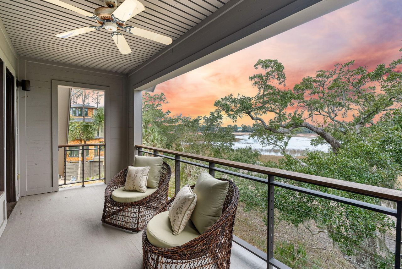 41 Burroughs Hall Photo 42