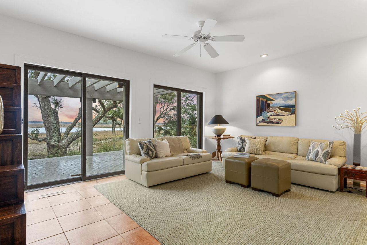 41 Burroughs Hall Photo 53