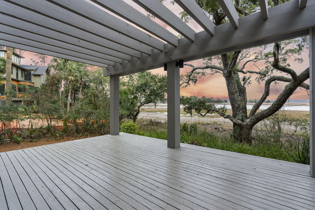 41 Burroughs Hall Photo 54