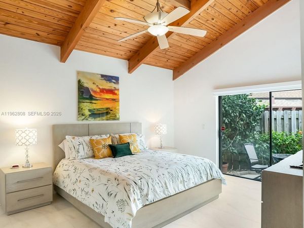 413 Leslie Dr, Hallandale Beach, FL 33009