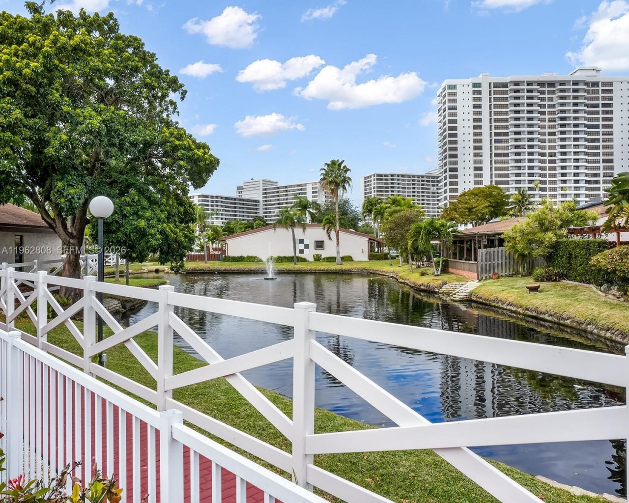 413 Leslie Dr , Hallandale Beach, FL 33009 Photo