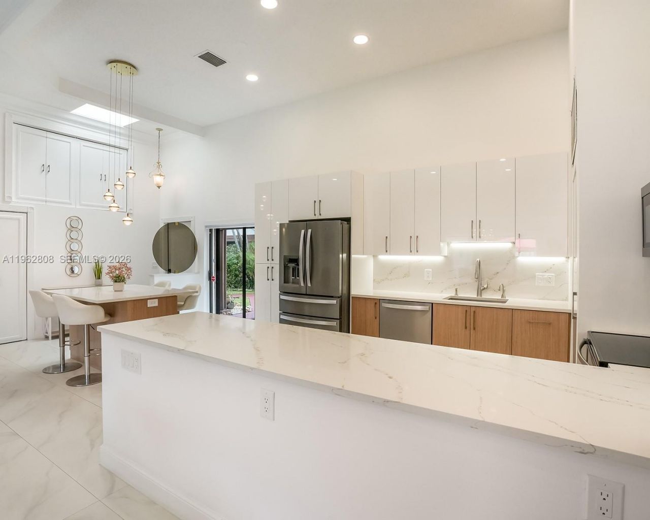 413 Leslie Dr , Hallandale Beach, FL 33009 Photo