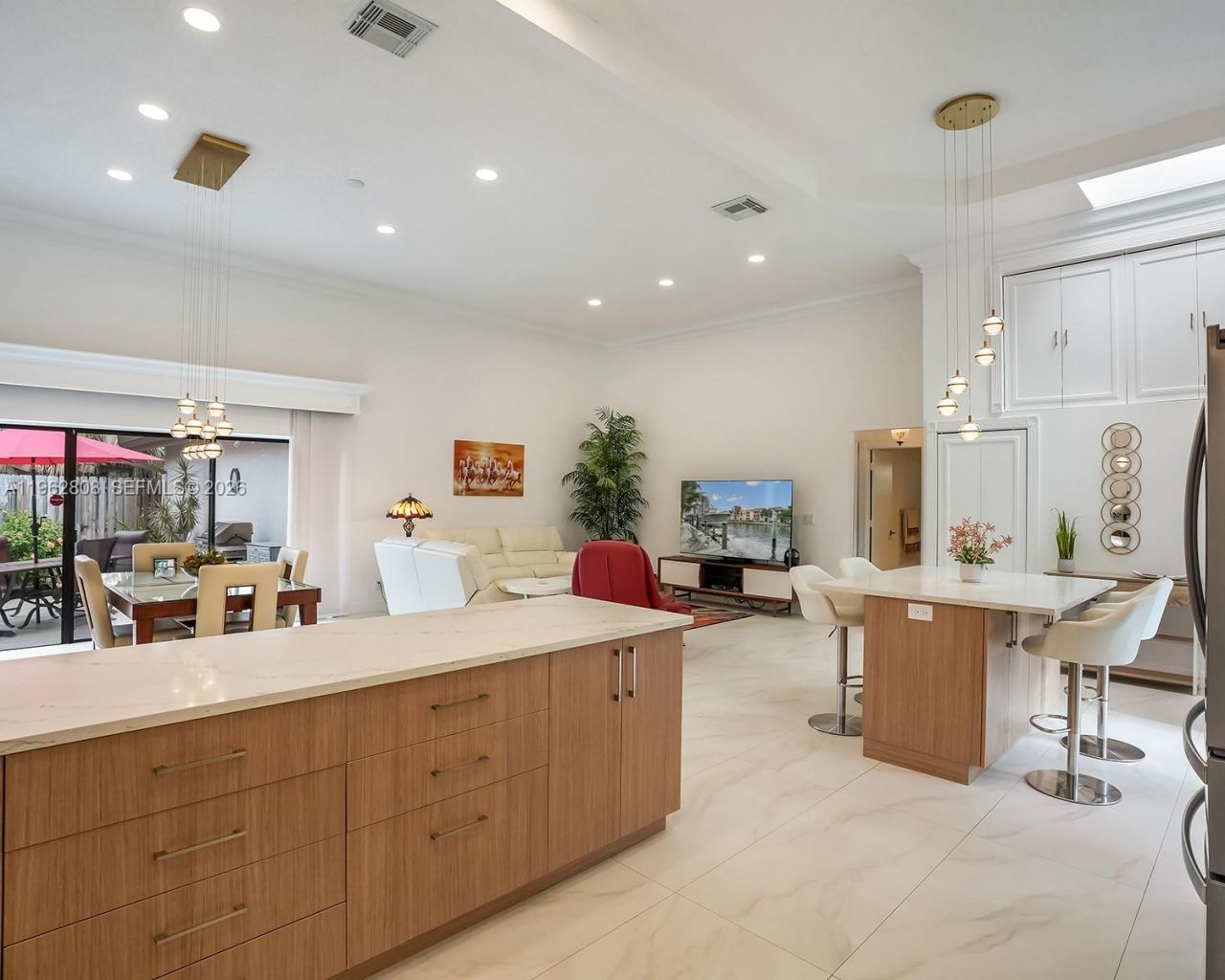 413 Leslie Dr , Hallandale Beach, FL 33009 Photo