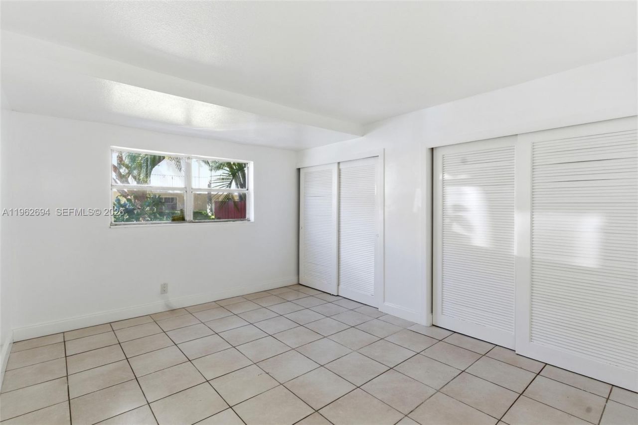 6705 N Kendall Dr , Unit 306, Pinecrest, FL 33156 Photo