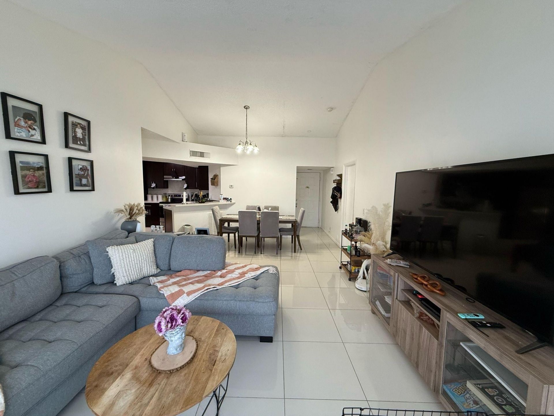 8891 Wiles Road, Unit 308, Coral Springs, FL 33067 Photo