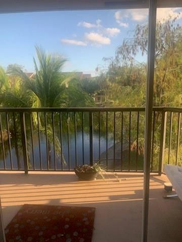 8891 Wiles Road, Unit 308, Coral Springs, FL 33067 Photo