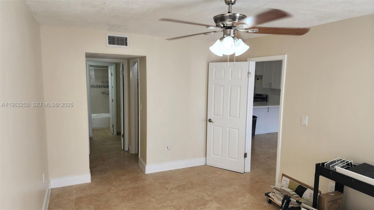 9000 SW 24th St, Unit 14C, Miami, FL 33165 Photo