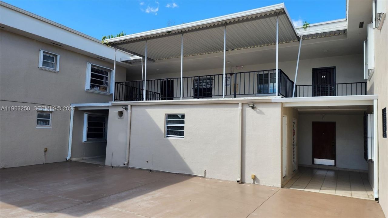 9000 SW 24th St, Unit 14C, Miami, FL 33165 Photo