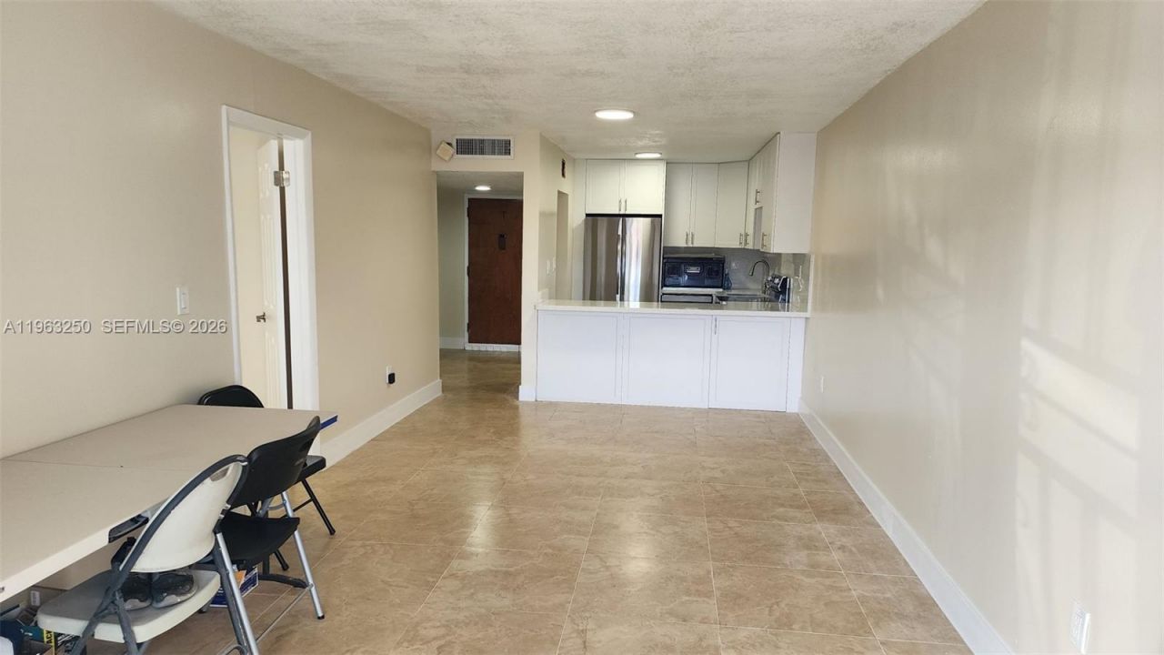 9000 SW 24th St, Unit 14C, Miami, FL 33165 Photo