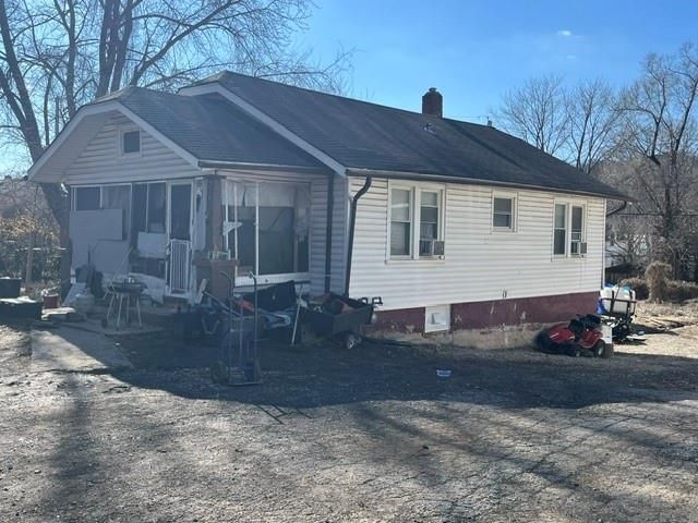 578 S Oxford Avenue, Independence, MO 64053 Main Photo