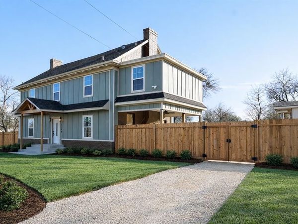 5120 Barnett Street, Fort Worth, TX 76112