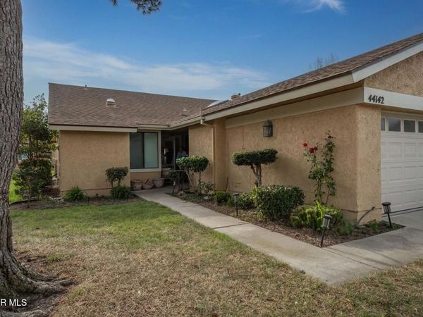 44142 Village 44, Camarillo, CA 93012