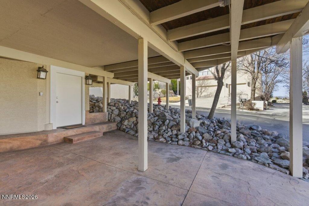 2556 Edgerock Road, Reno, NV 89519 Photo