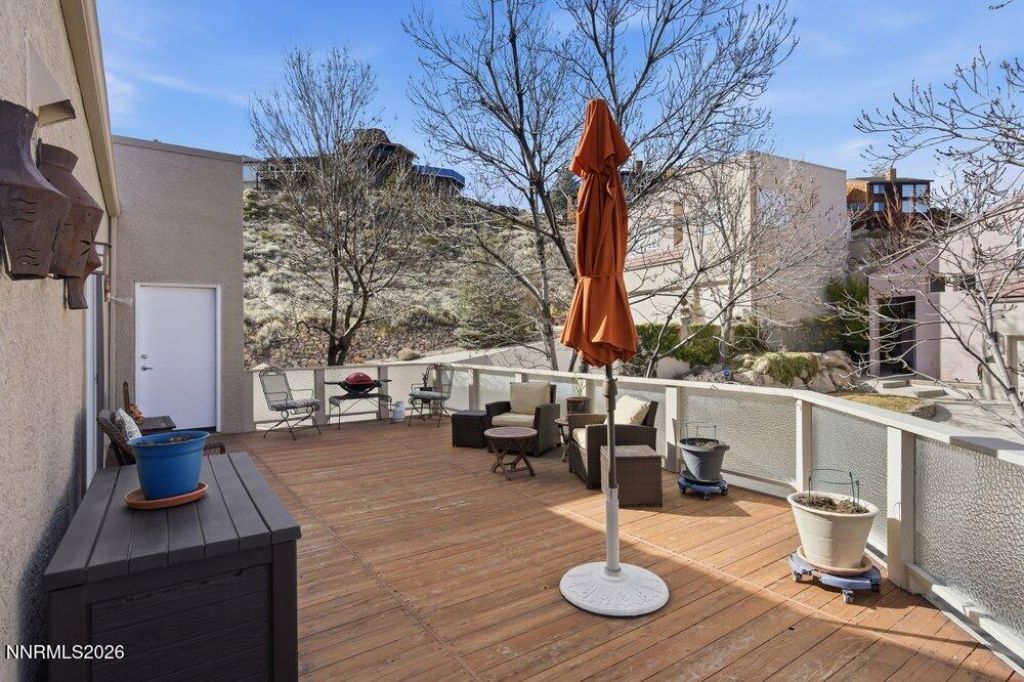 2556 Edgerock Road, Reno, NV 89519 Photo