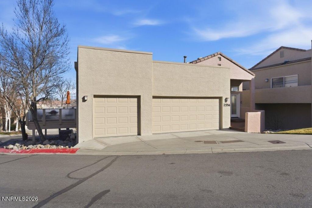 2556 Edgerock Road, Reno, NV 89519 Photo