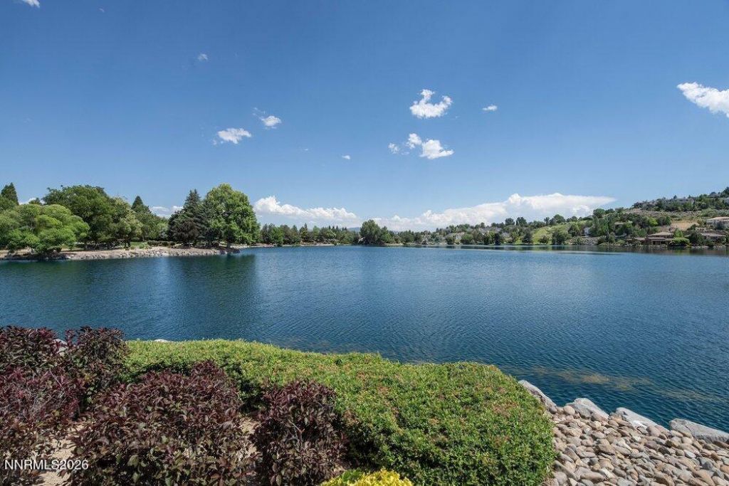 2556 Edgerock Road, Reno, NV 89519 Photo