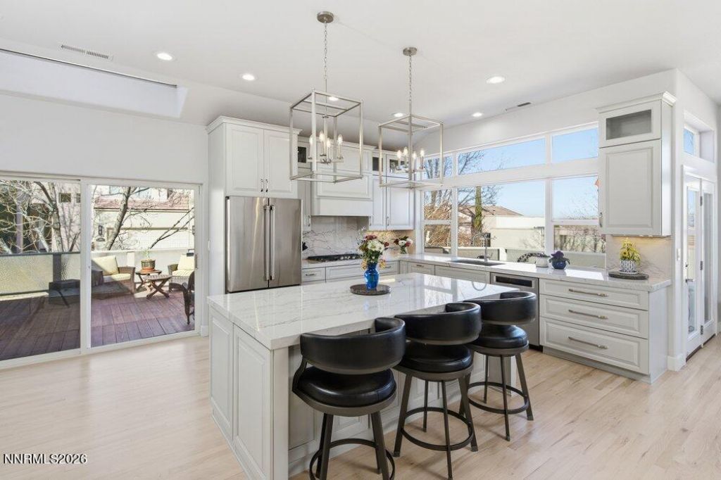 2556 Edgerock Road, Reno, NV 89519 Photo