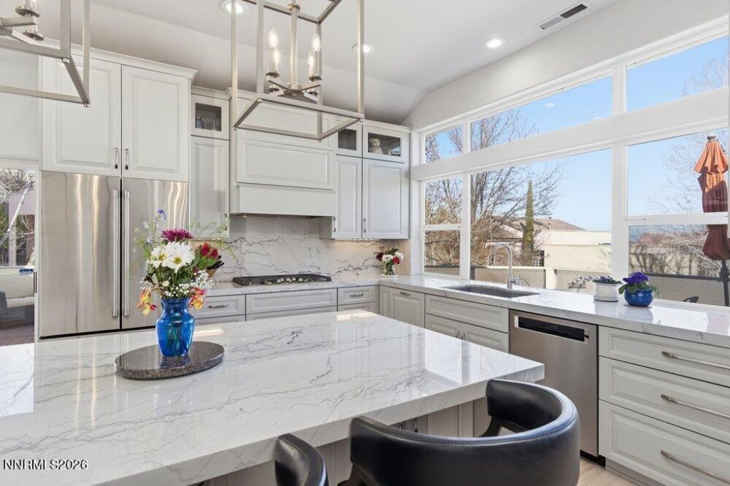 2556 Edgerock Road, Reno, NV 89519 Photo