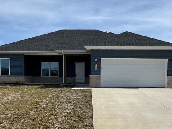 1753 Cash Drive, Mt Vernon, MO 65712