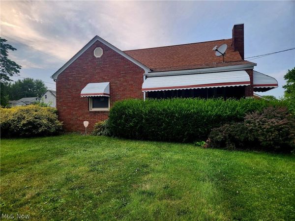 2328 Connecticut Avenue, Youngstown, OH 44509