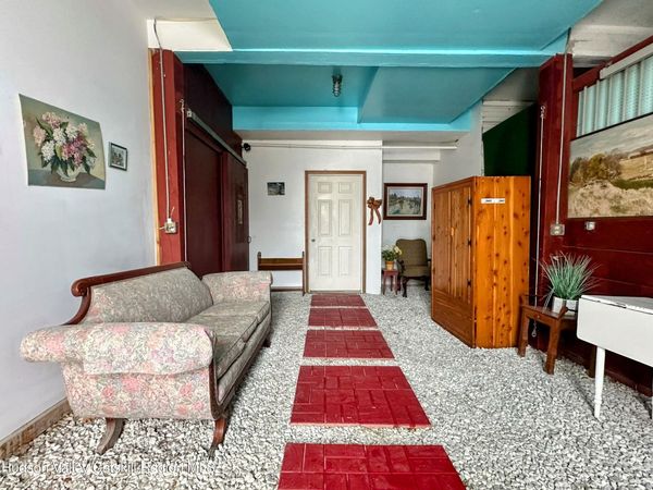 240 Crest Lane, Ancramdale, NY 12503